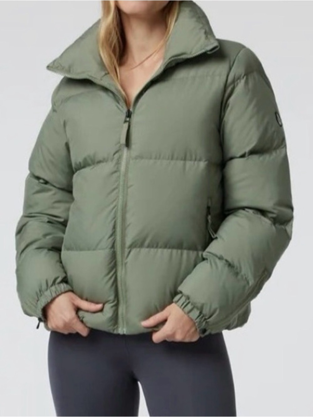 Vuori Hillside Down Jacket - Size Small, New w/ Tags